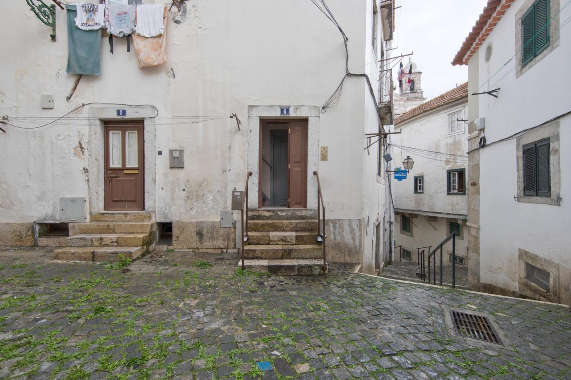 Alfama Historical Ii By Homing * Lissabon