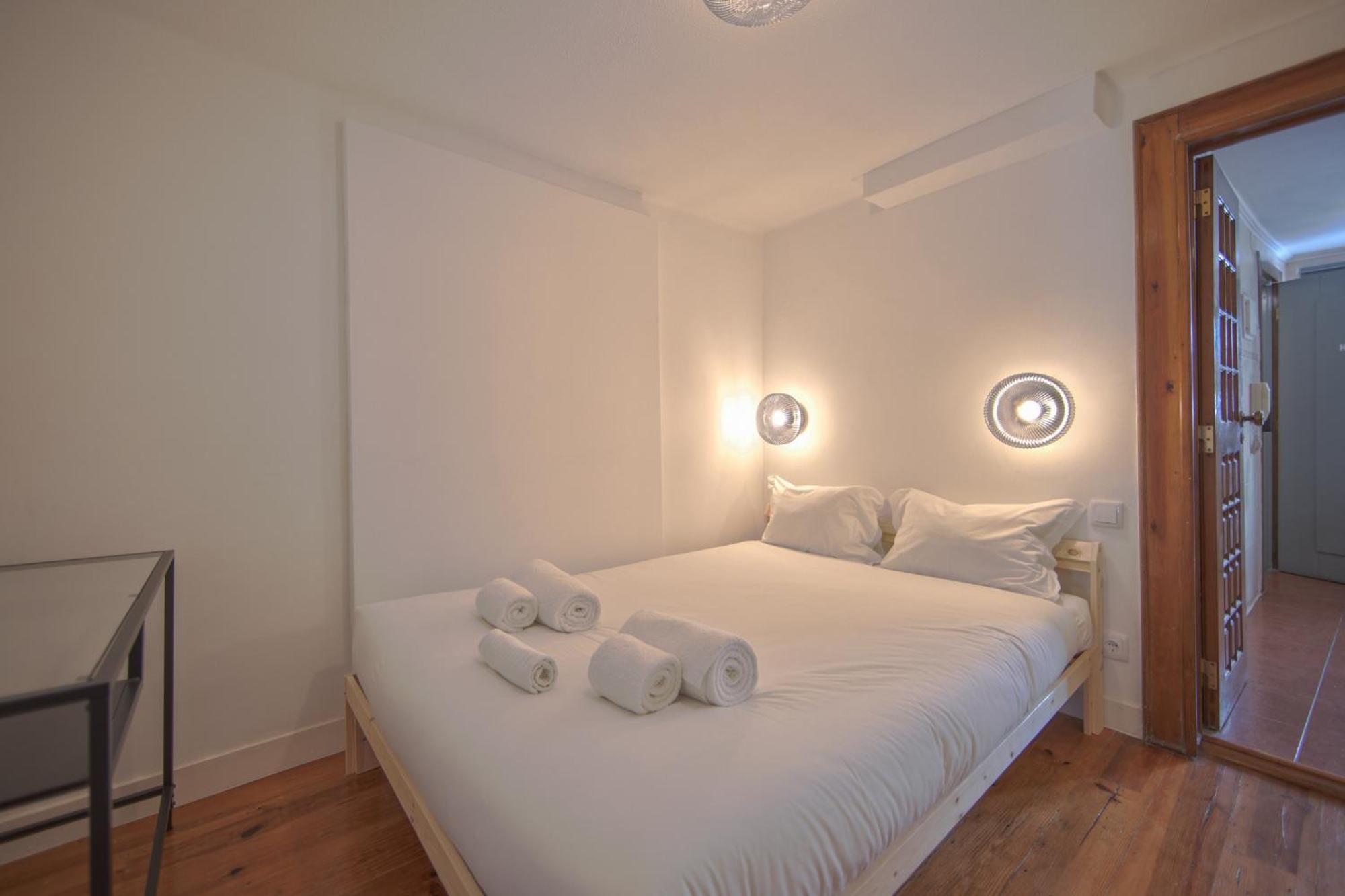 Alfama Historical Ii By Homing Lisbon